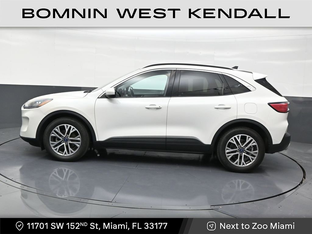 Used 2021 Ford Escape SEL w/ Technology Package image 2