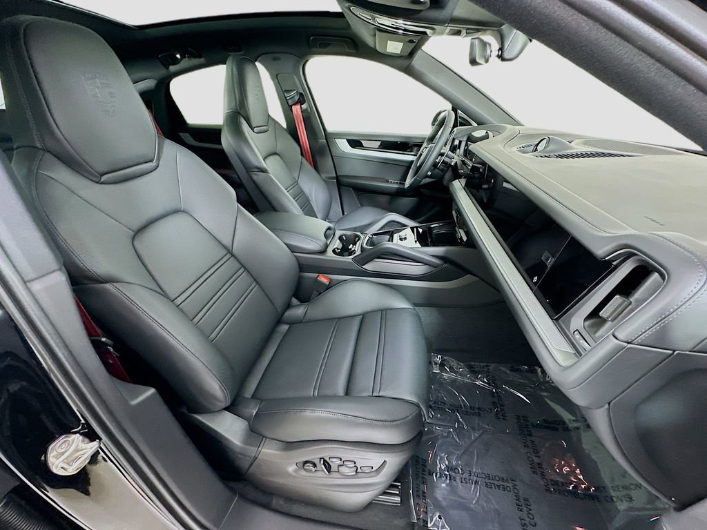 New 2026 Porsche Cayenne S image 30