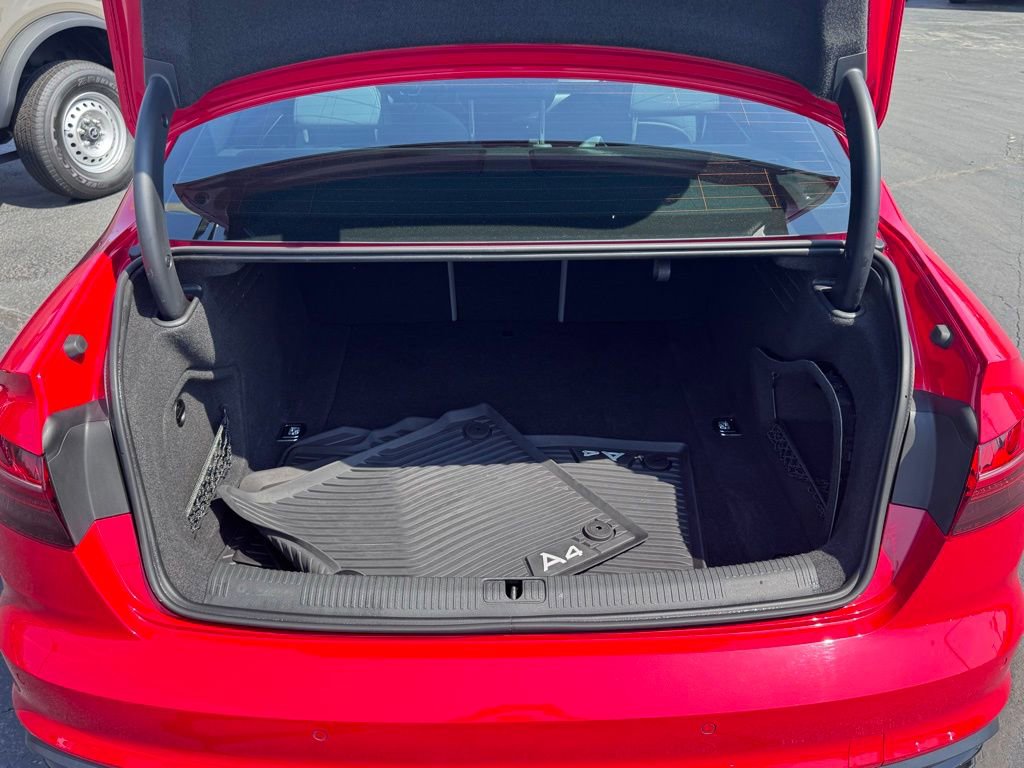 Used 2022 Audi A4 2.0T Premium Plus w/ Premium Plus Package image 43