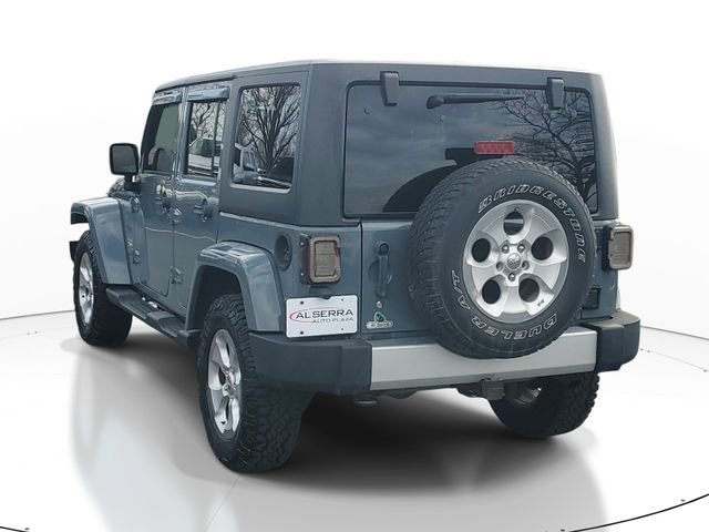 Used 2014 Jeep Wrangler Unlimited Sahara w/ Dual Top Group AWD/4WD image 3