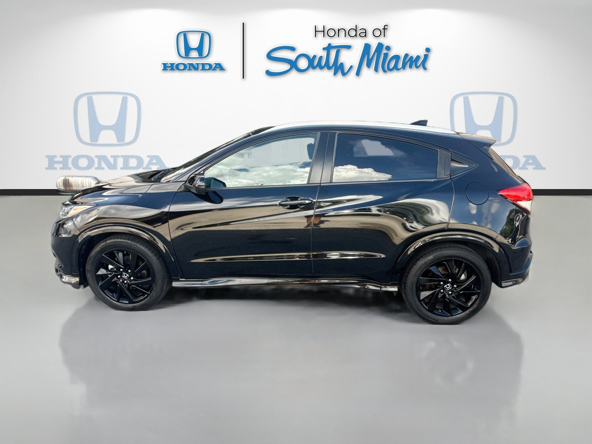 Used 2021 Honda HR-V Sport image 4
