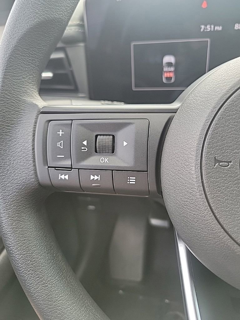 New 2025 Nissan Kicks SV w/ SV Premium Package image 25