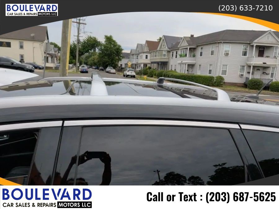 Used 2014 INFINITI QX60 Luxe w/ Deluxe Touring Package AWD/4WD image 17