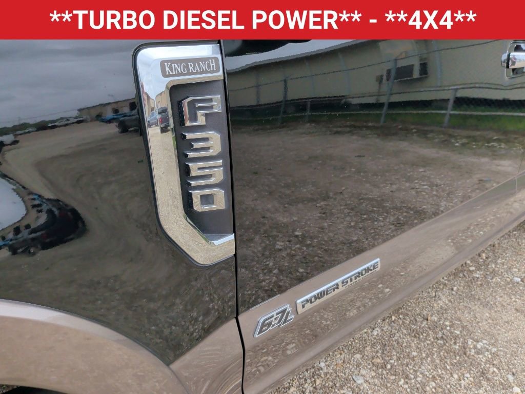 Used 2018 Ford F350 King Ranch w/ King Ranch Ultimate Package AWD/4WD image 9