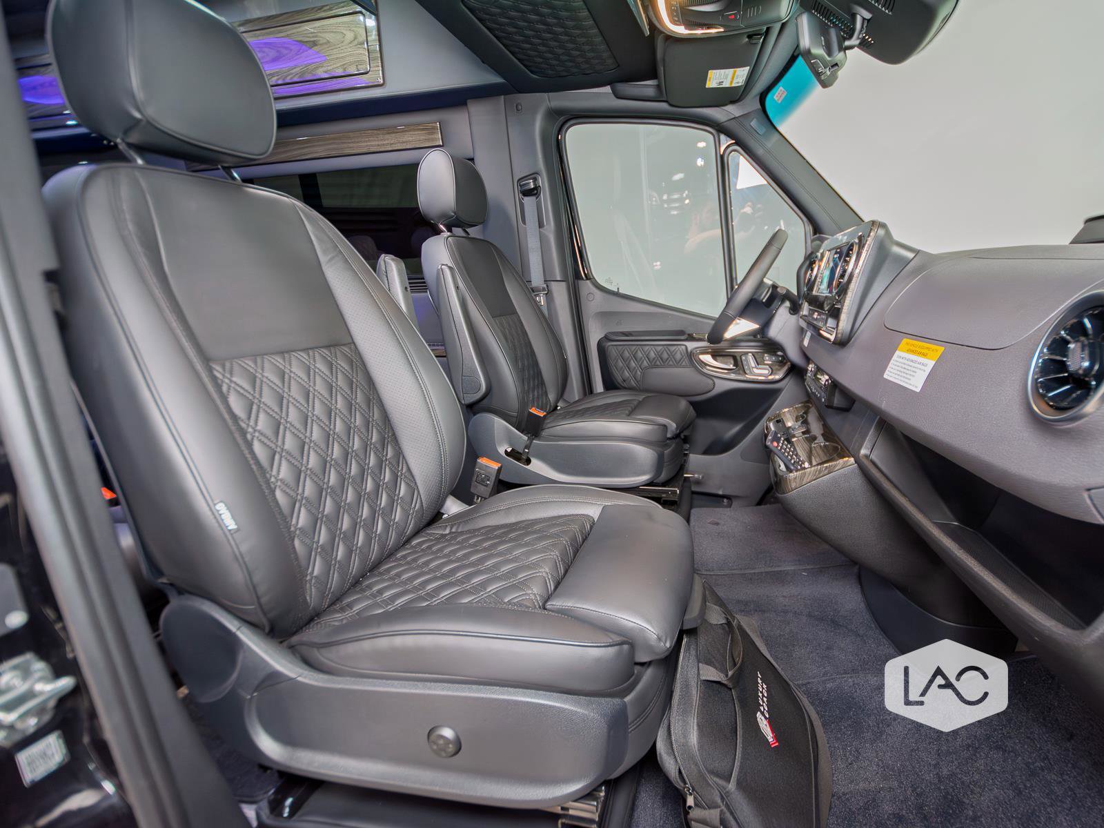 Used 2025 Mercedes-Benz Sprinter 3500 image 31