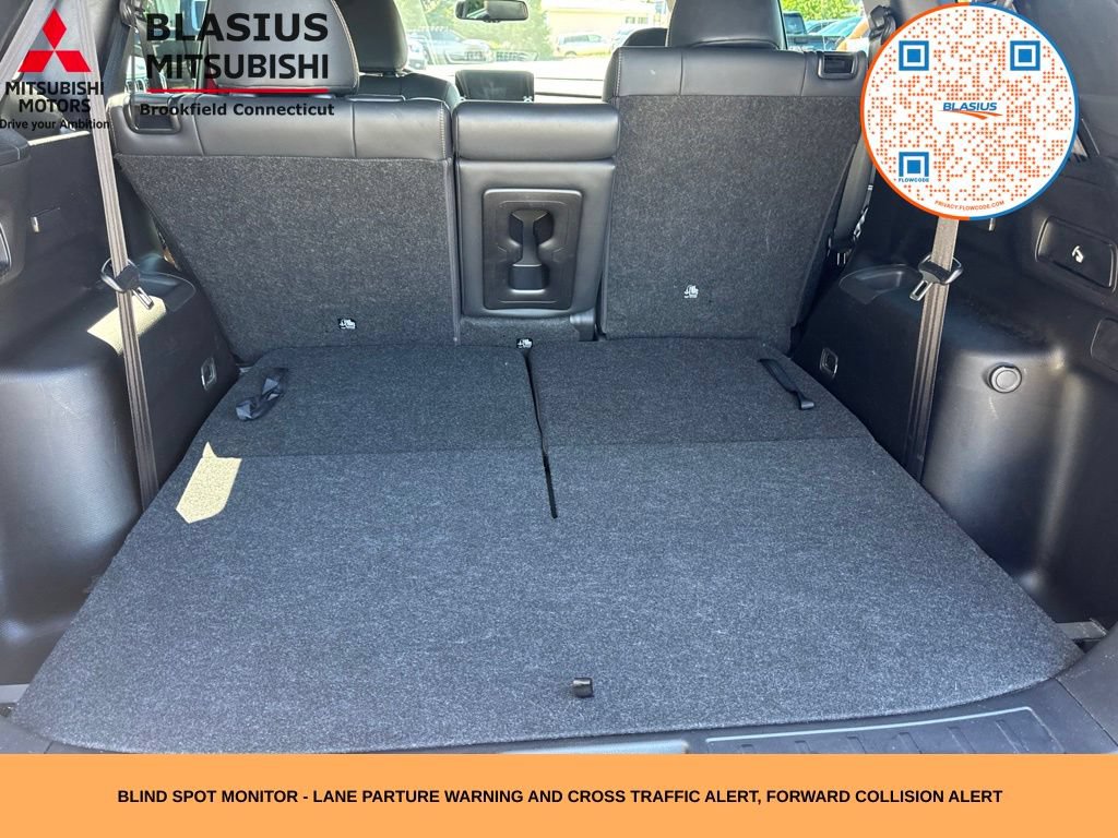 Used 2023 Mitsubishi Outlander SEL AWD/4WD image 11