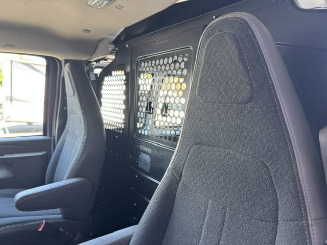 Used 2020 GMC Savana 2500 w/ Driver Convenience Package RWD image 16