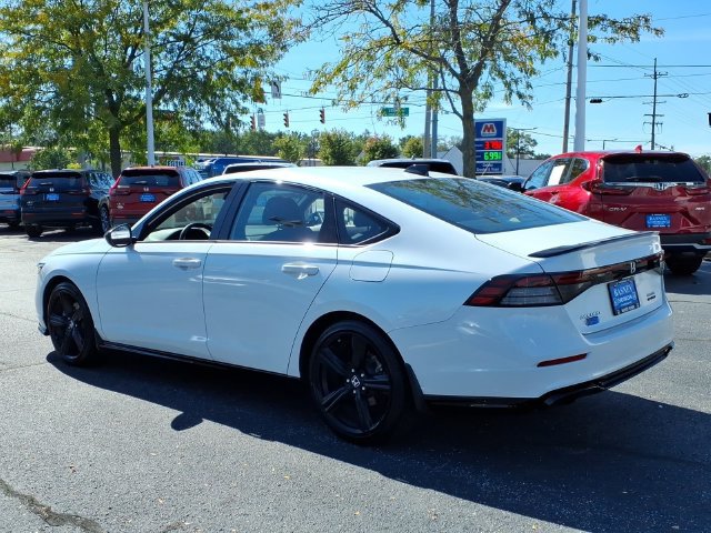 Used 2024 Honda Accord Sport image 8