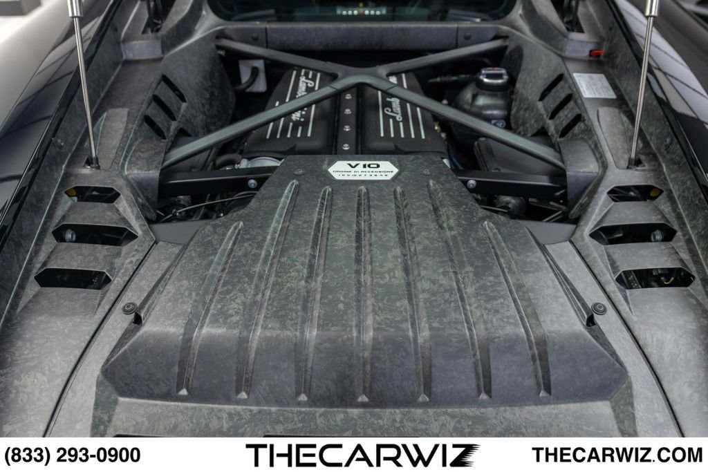 Used 2016 Lamborghini Huracan LP 580-2 RWD image 98