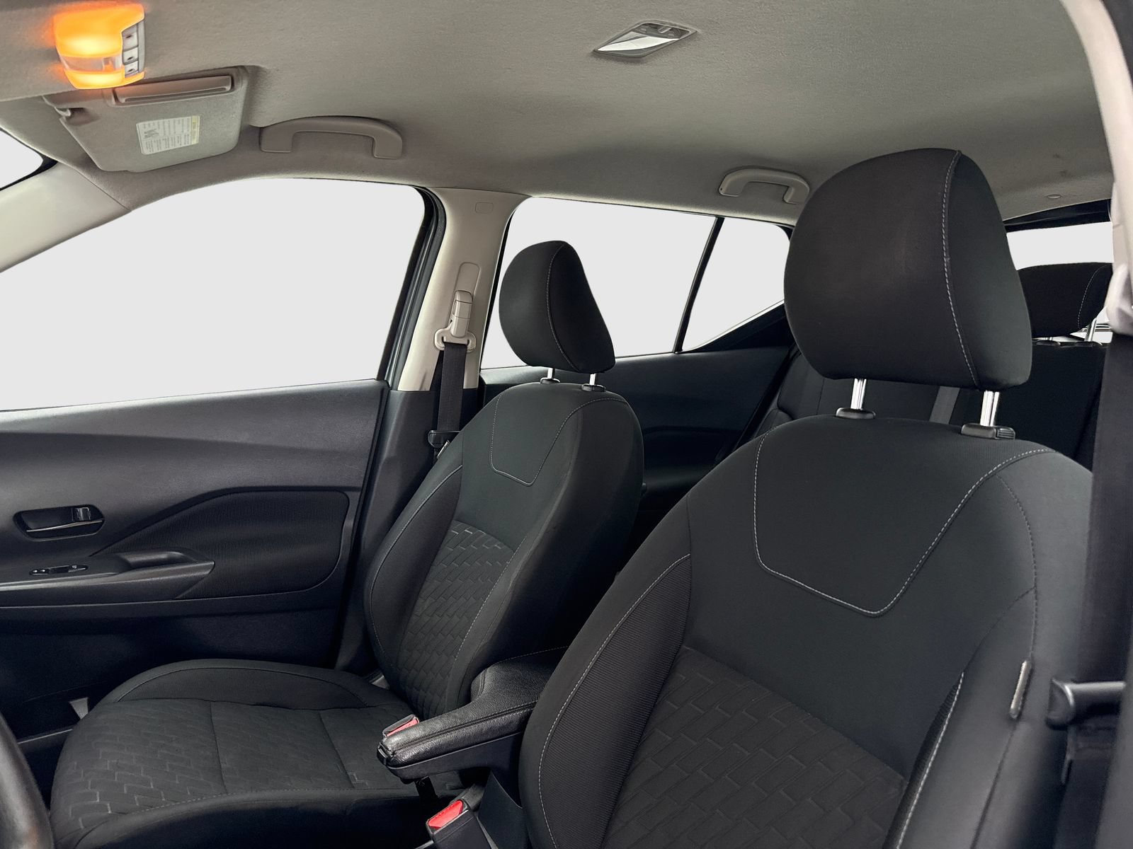 Used 2022 Nissan Kicks S FWD image 15