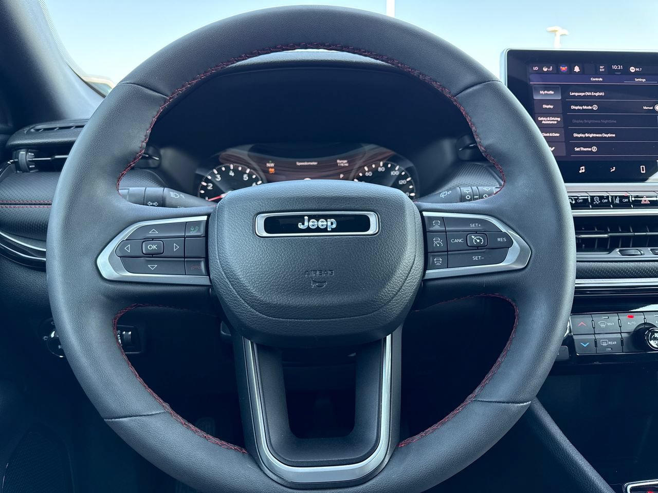 Used 2023 Jeep Compass Trailhawk w/ Sun and Sound Group AWD/4WD image 18
