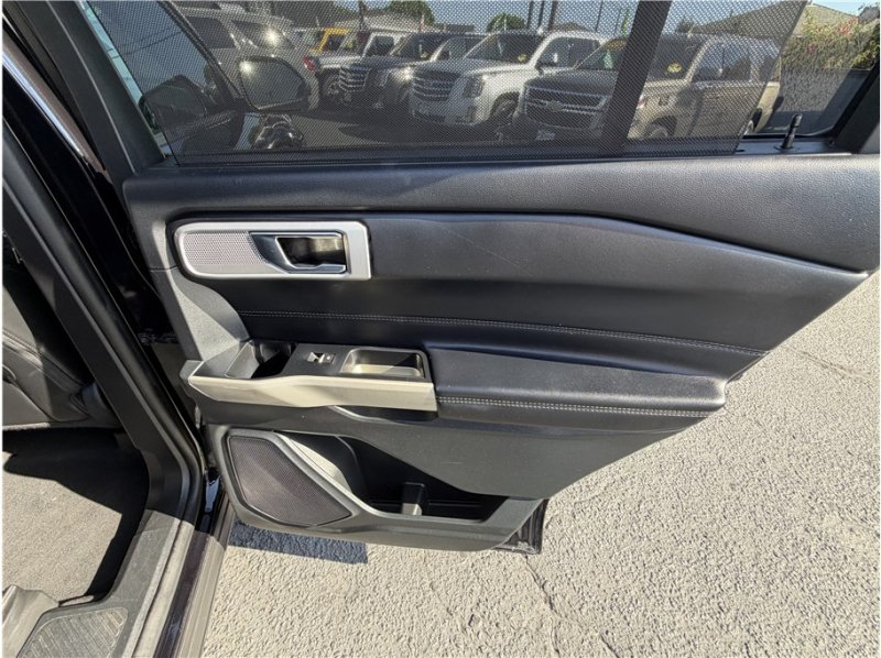 Used 2021 Ford Explorer Limited RWD image 24