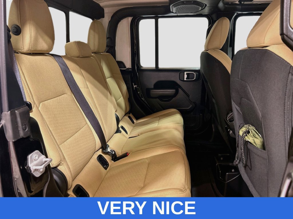 Used 2023 Jeep Gladiator Sport AWD/4WD image 23