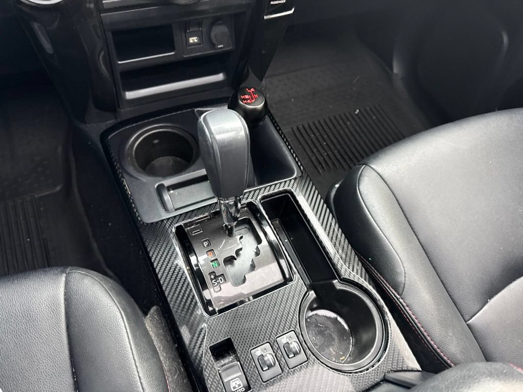Used 2021 Toyota 4Runner Venture w/ Moonroof Package AWD/4WD image 21