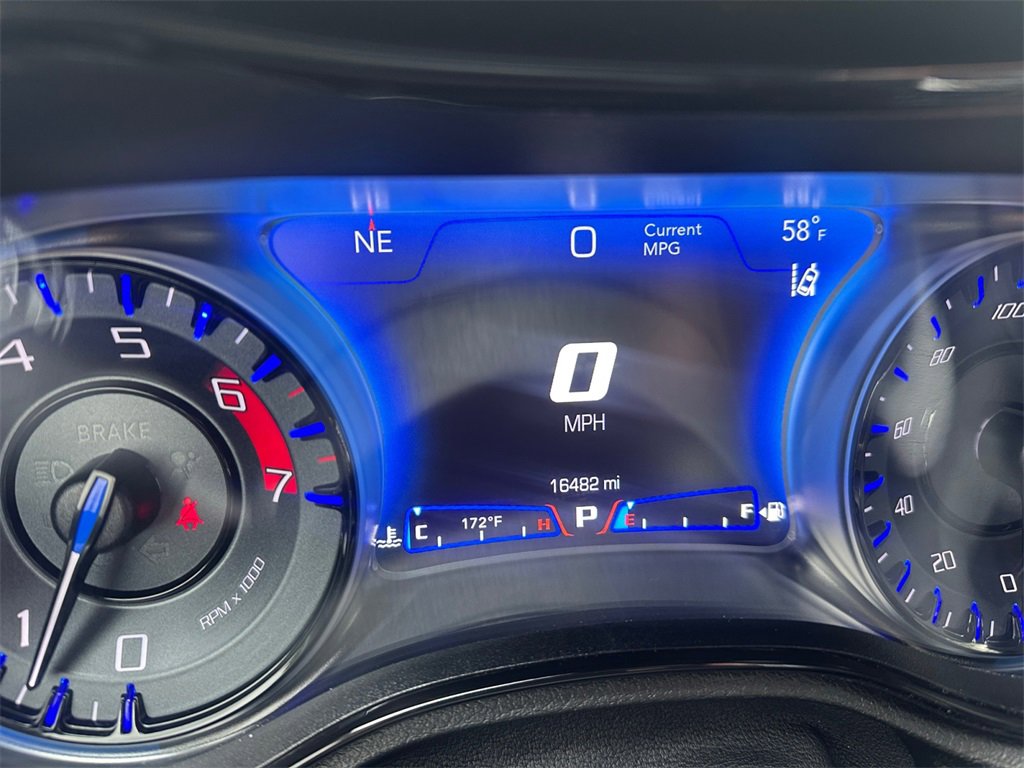 Certified 2023 Chrysler 300 C image 19