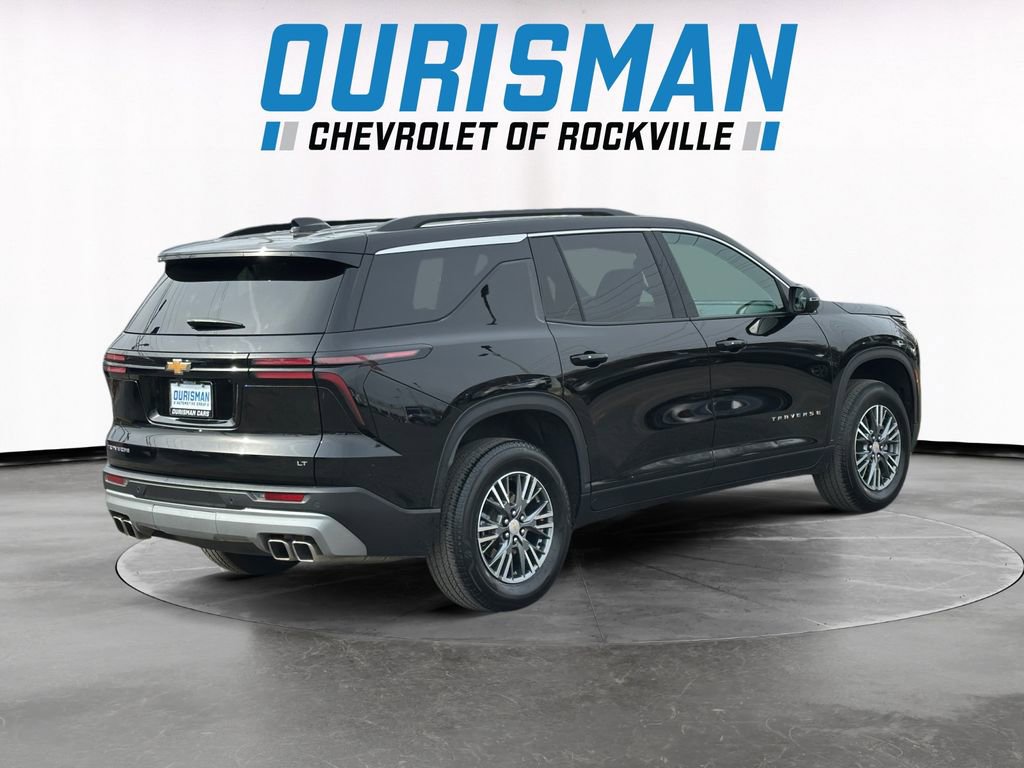 Used 2024 Chevrolet Traverse LT image 6