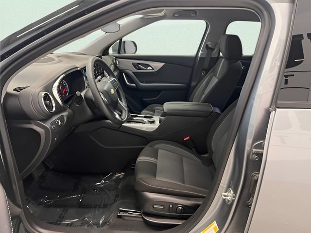 Certified 2026 Chevrolet Blazer LT FWD image 17