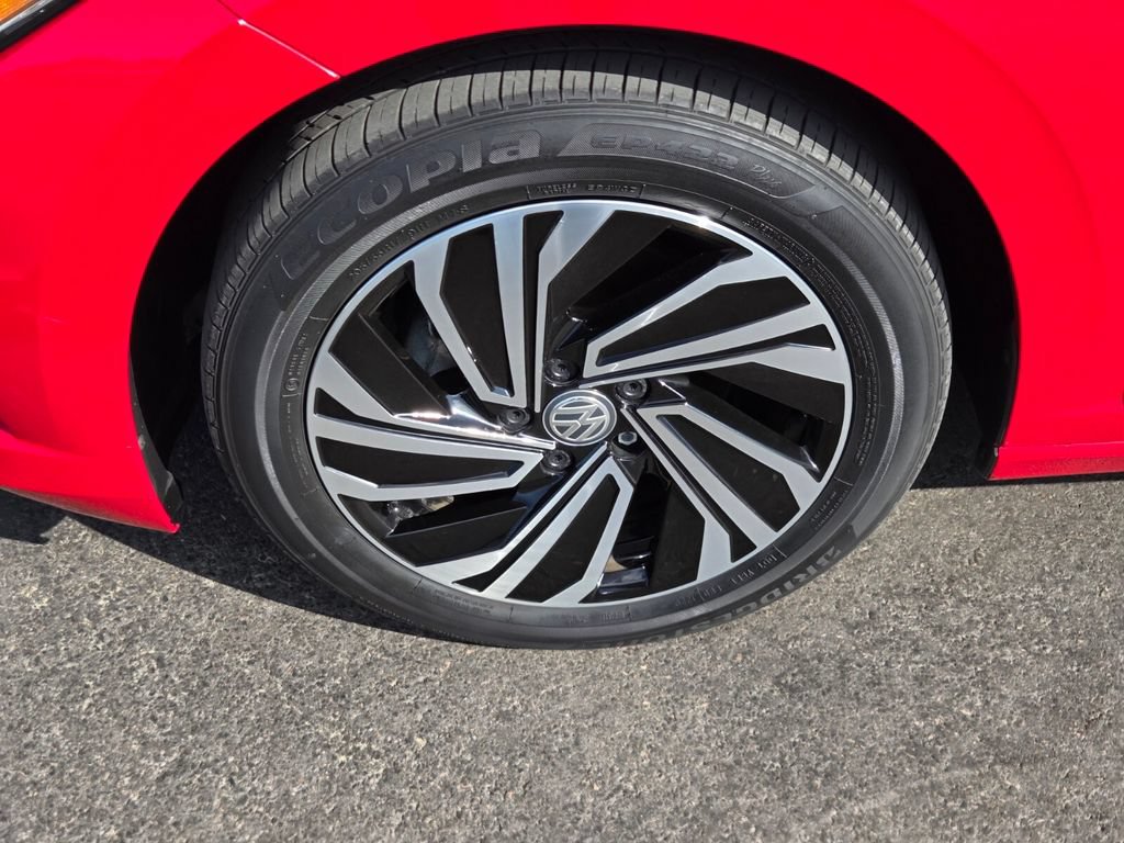 Used 2020 Volkswagen Jetta SEL FWD image 4