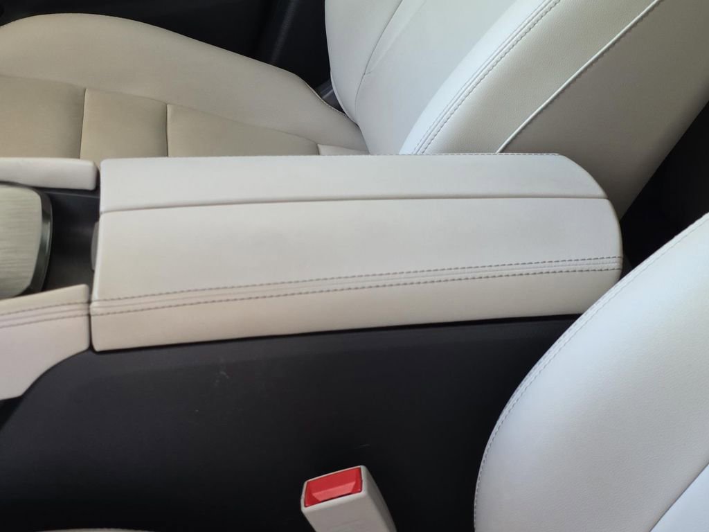 Used 2023 Nissan Rogue SL w/ SL Premium Package FWD image 9