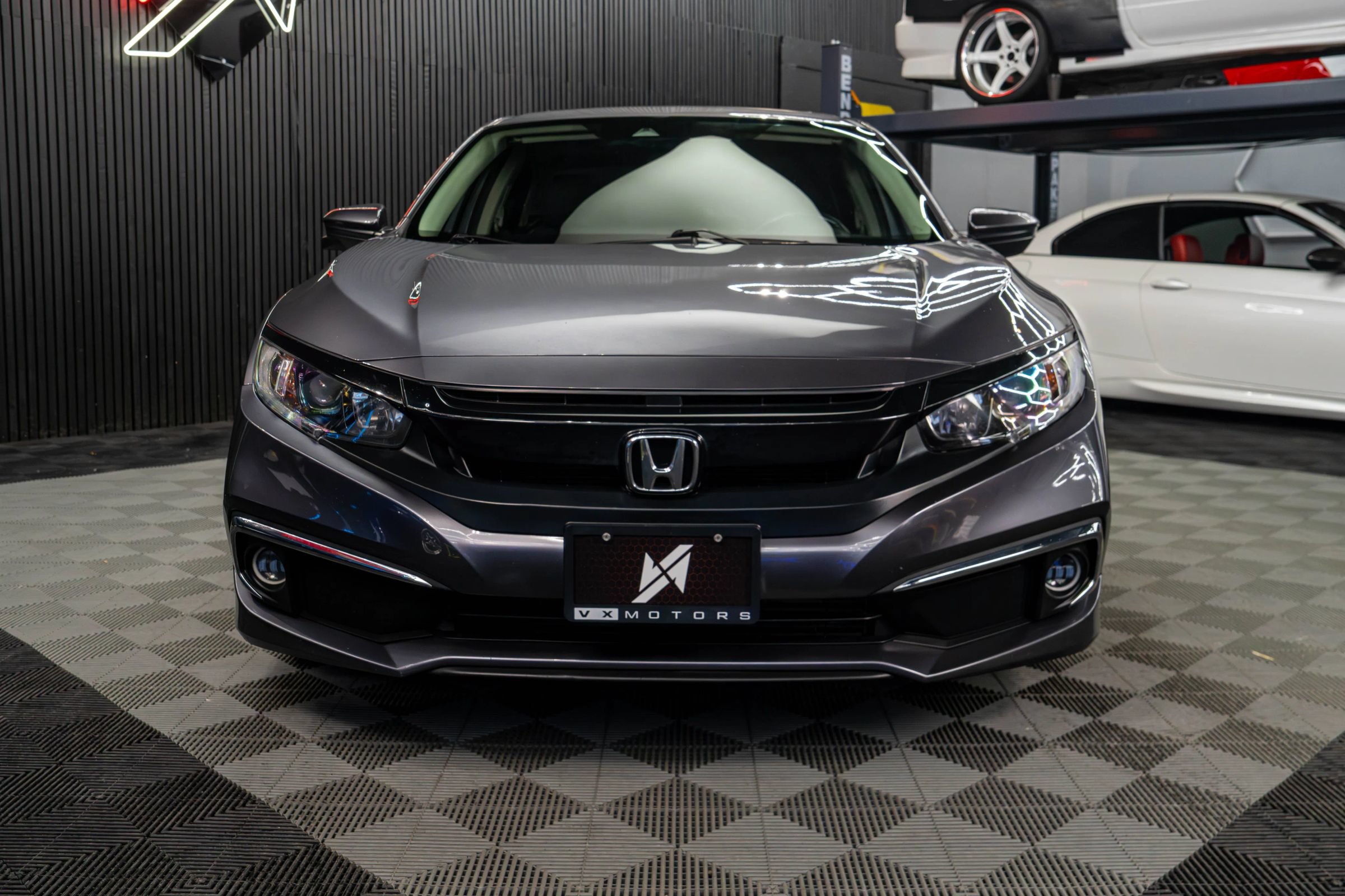 Used 2019 Honda Civic EX image 3