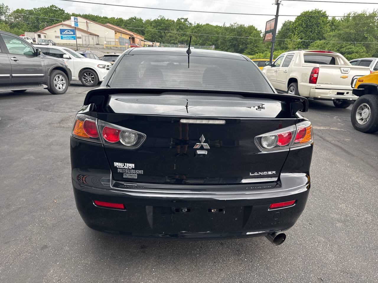 Used 2017 Mitsubishi Lancer LE FWD image 7