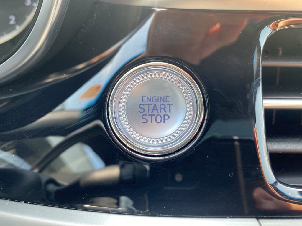 Used 2025 Genesis G70 3.3T Advanced image 29