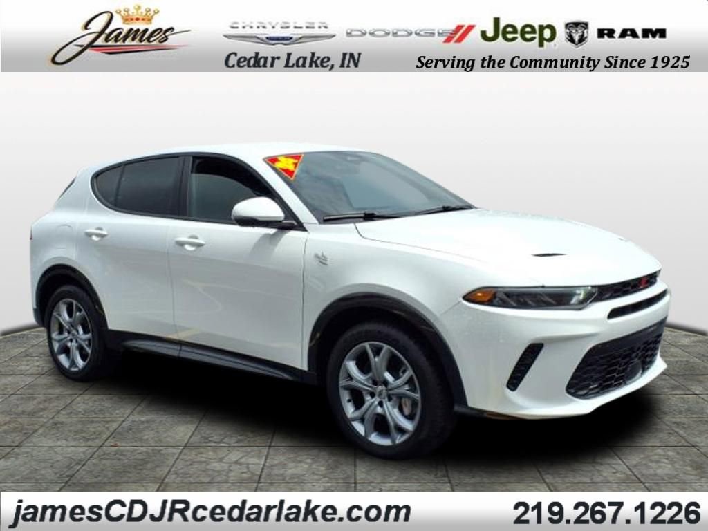 Used 2024 Dodge Hornet R/T image 2