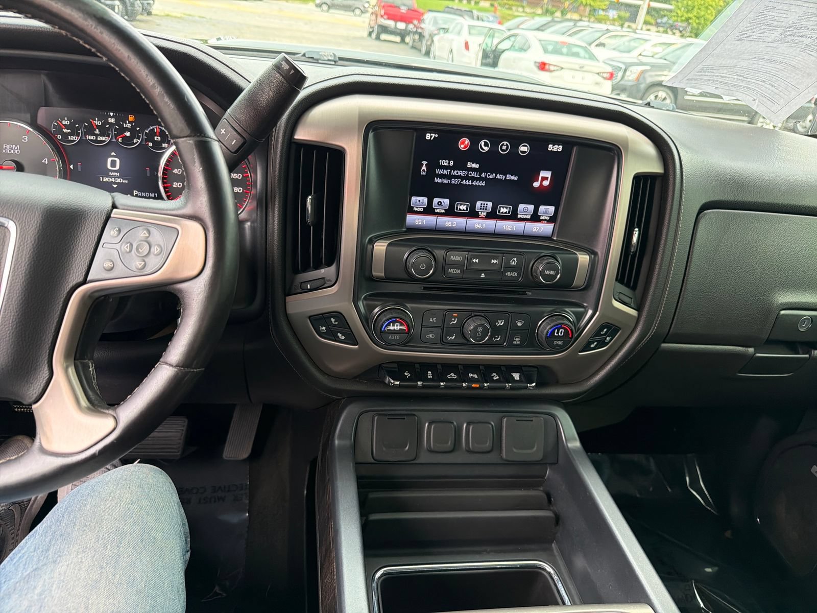Used 2016 GMC Sierra 2500 Denali w/ Suspension Package, Off-Road AWD/4WD image 20