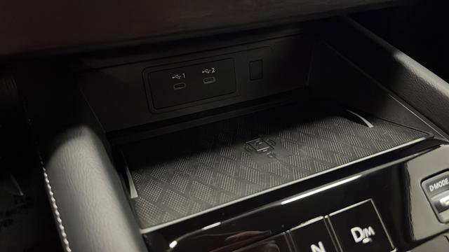 Used 2025 Nissan Murano SV AWD/4WD image 31