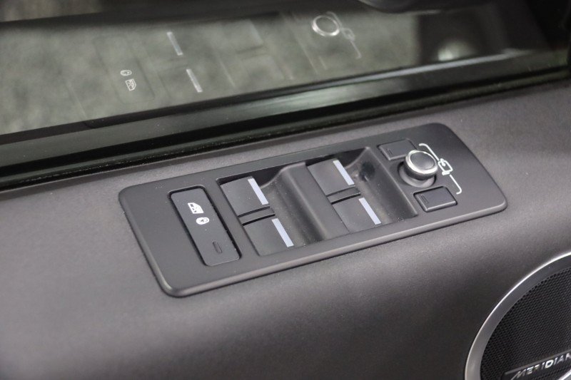 Used 2020 Land Rover Discovery HSE AWD/4WD image 66