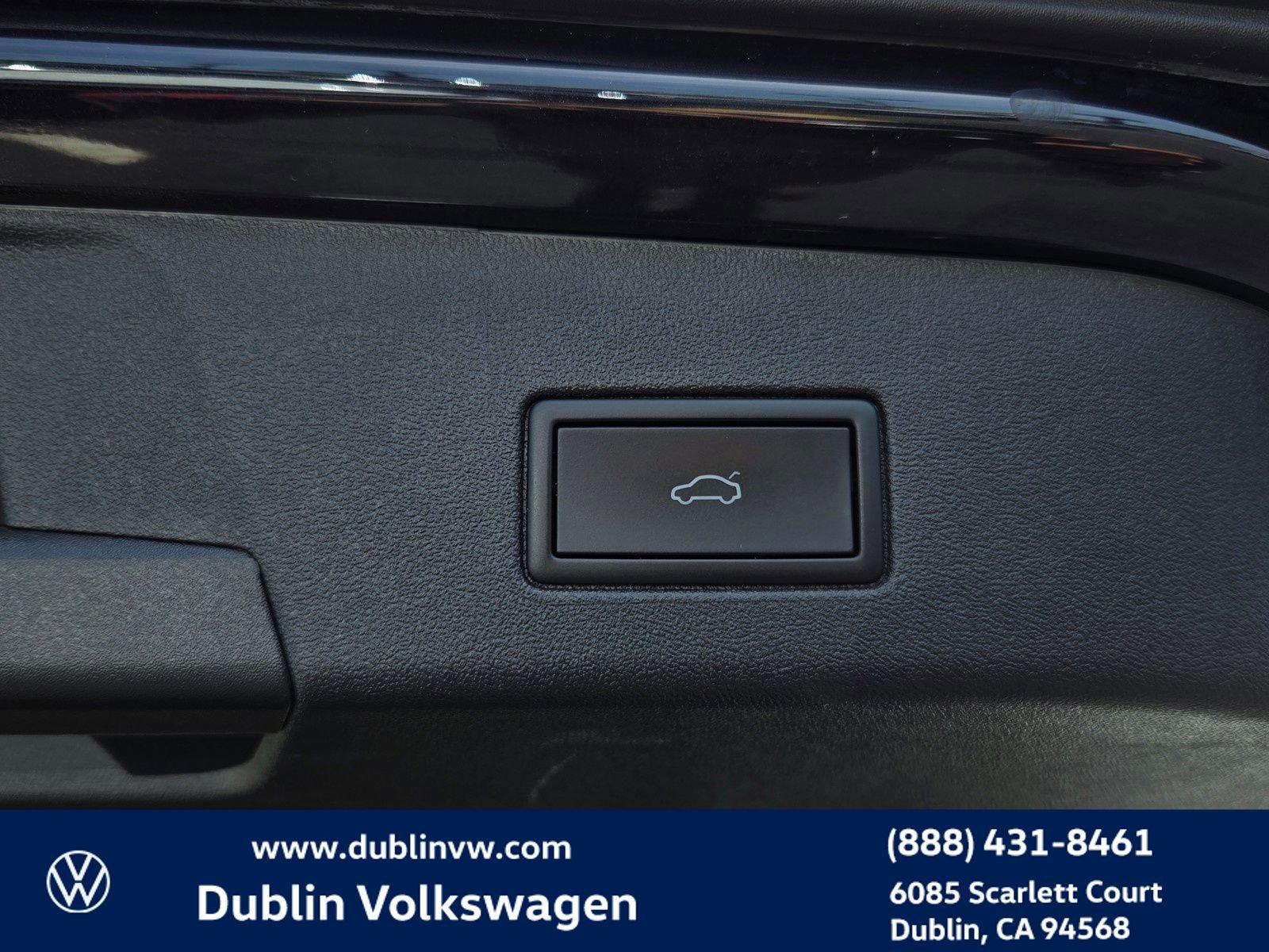 Used 2023 Volkswagen ID.4 Pro S Plus AWD/4WD image 25