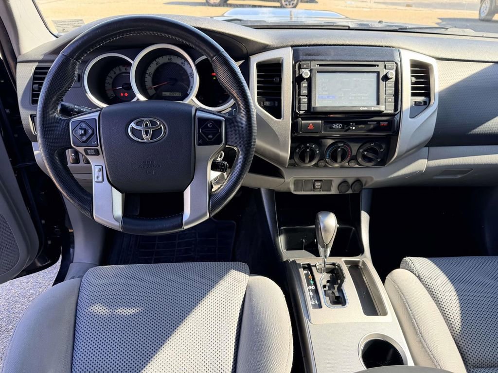 Used 2014 Toyota Tacoma PreRunner w/ TRD Sport Package image 2