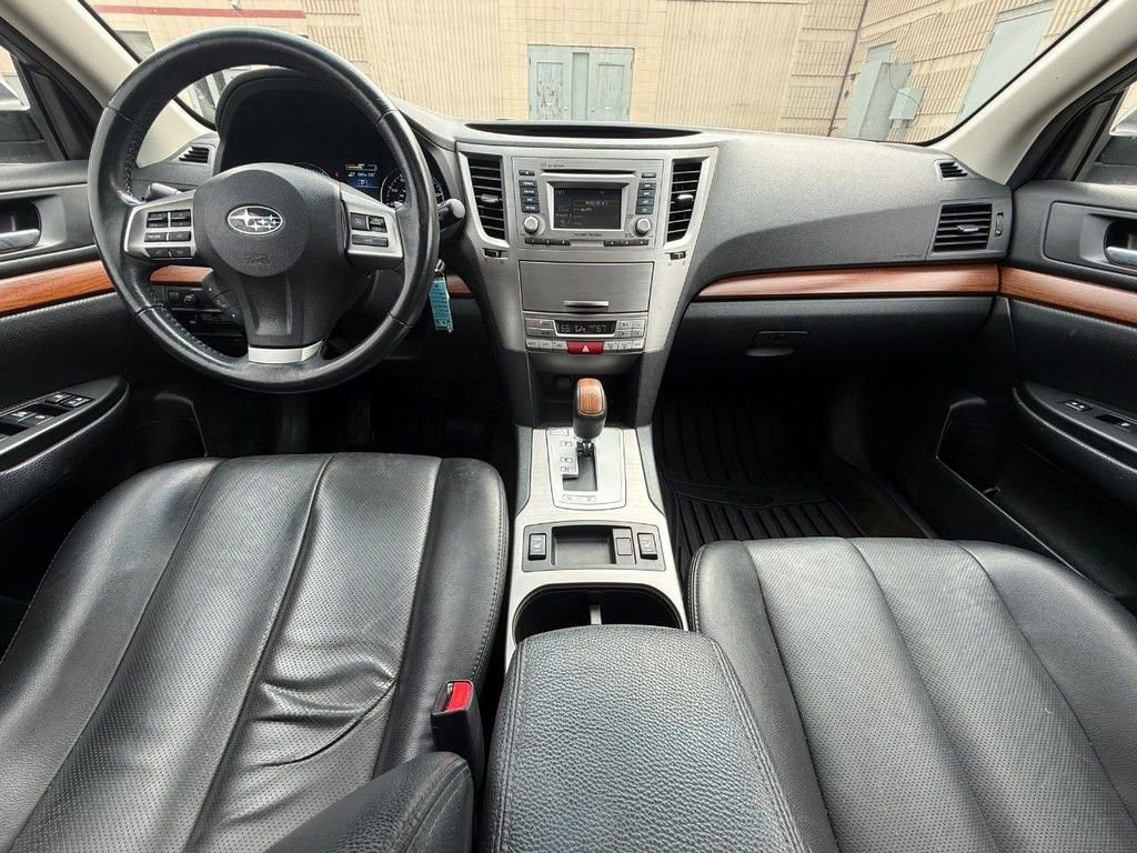 Used 2014 Subaru Outback 2.5i Limited w/ Moonroof Package image 13