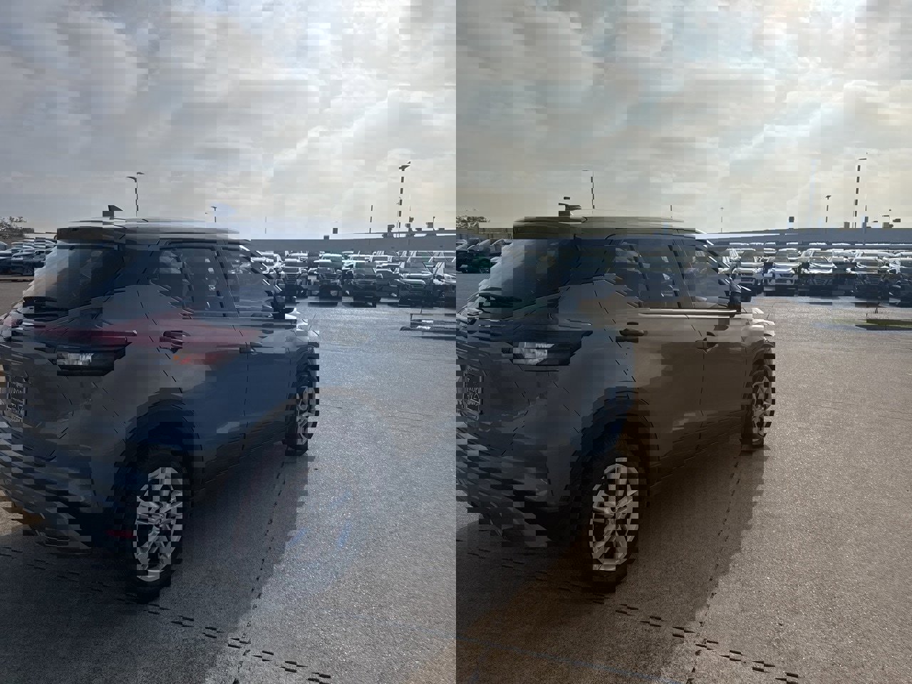 Certified 2024 Nissan Kicks S image 6