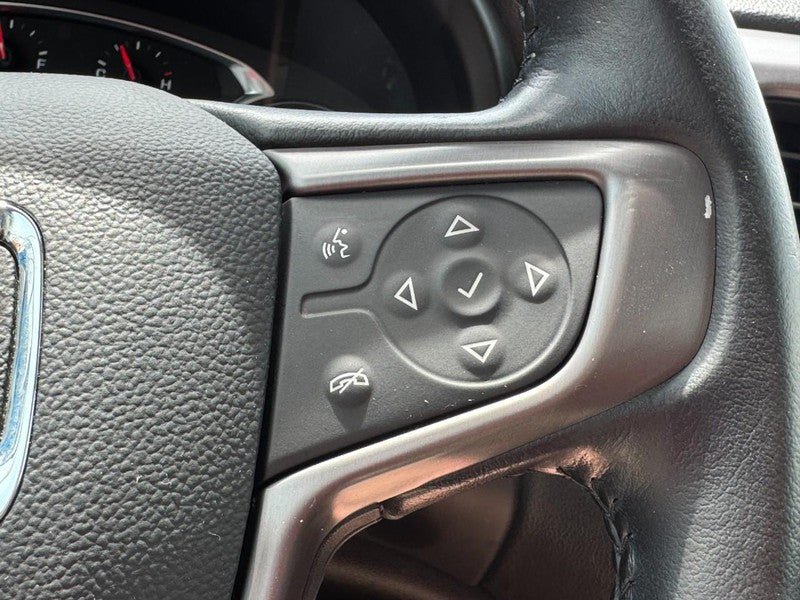 Used 2020 GMC Acadia AT4 w/ Driver Alert Package II AWD/4WD image 17
