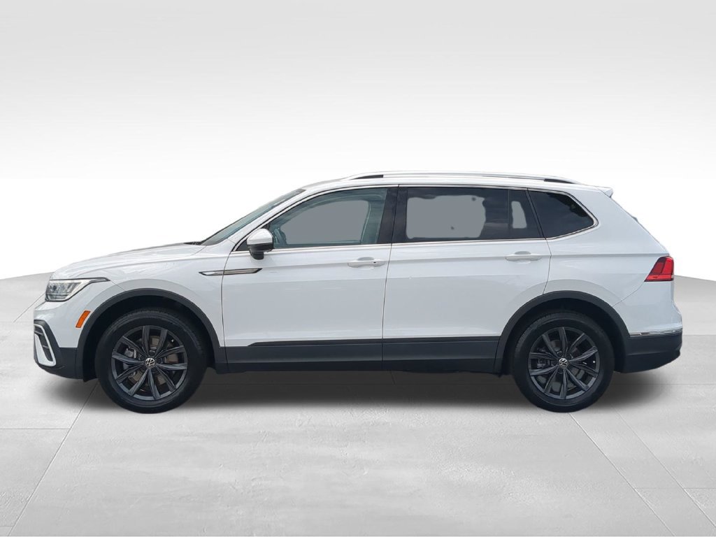 Used 2022 Volkswagen Tiguan SE FWD image 5