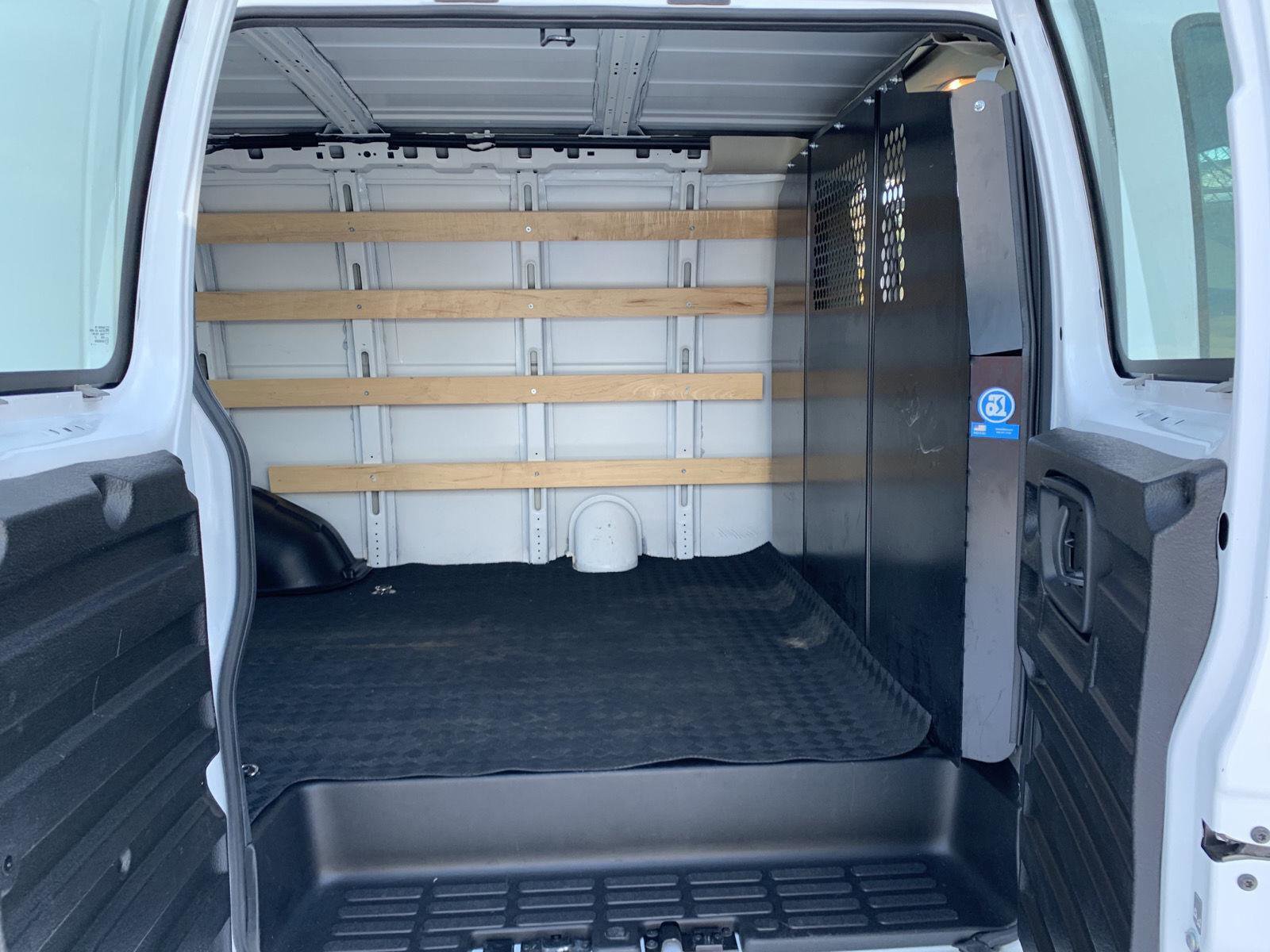 Used 2024 GMC Savana 2500 w/ Driver Convenience Package image 17