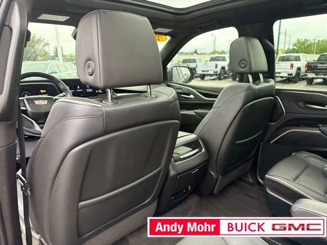 Used 2023 Cadillac Escalade ESV Sport AWD/4WD image 22