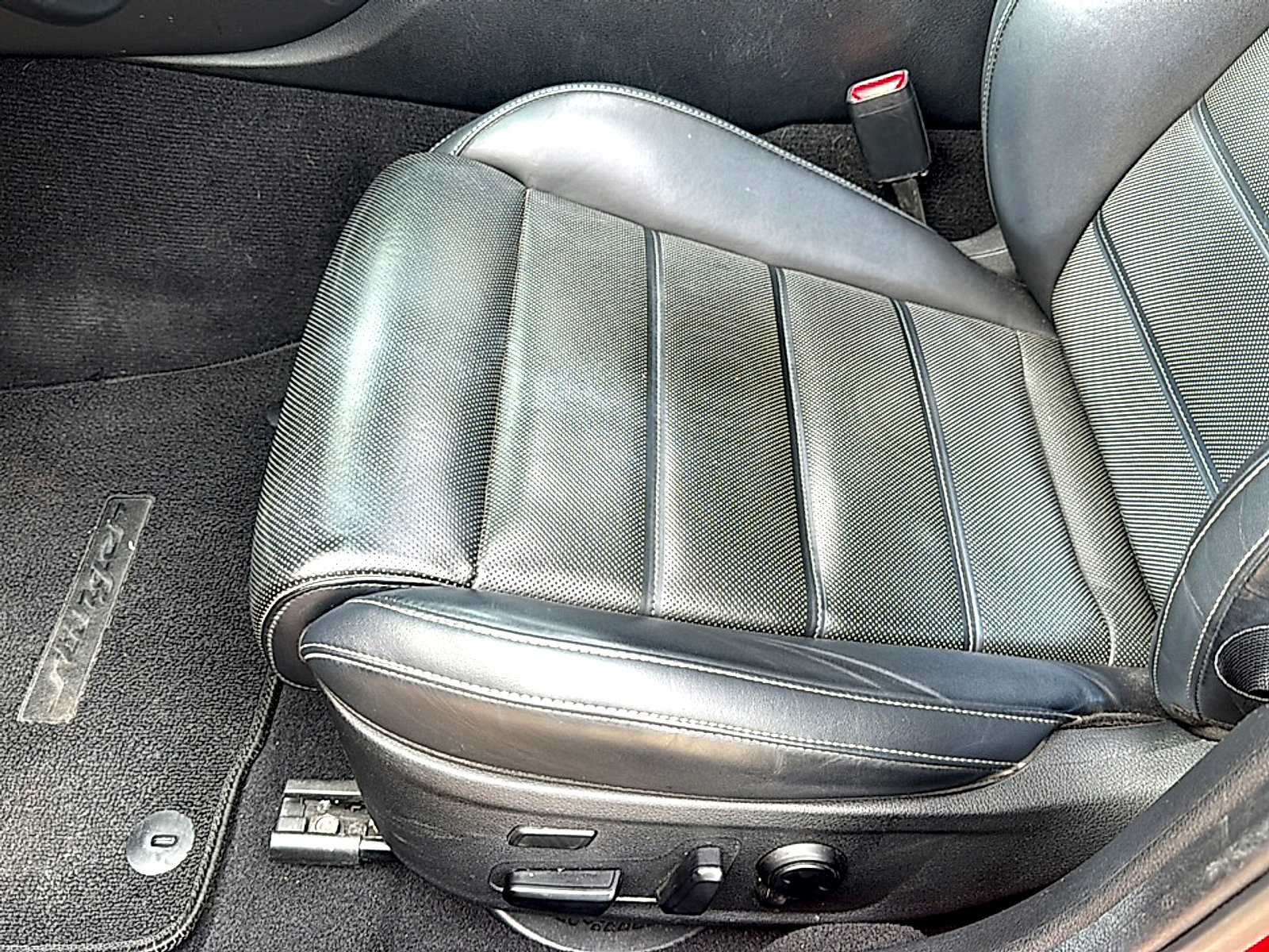 Used 2018 Kia Stinger GT2 image 15