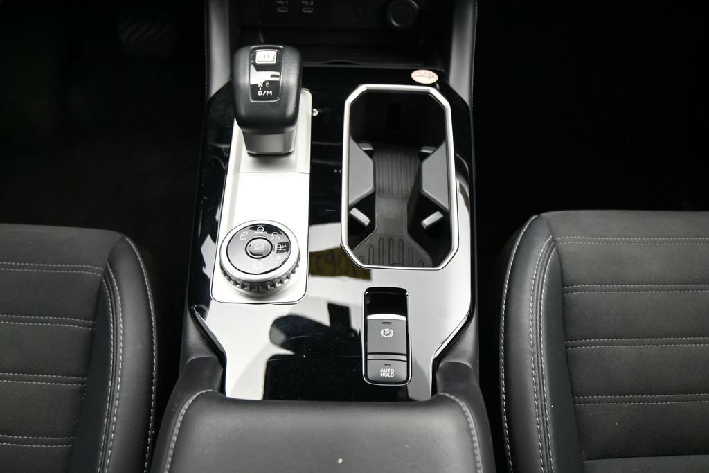 Used 2025 Mitsubishi Outlander SE AWD/4WD image 19