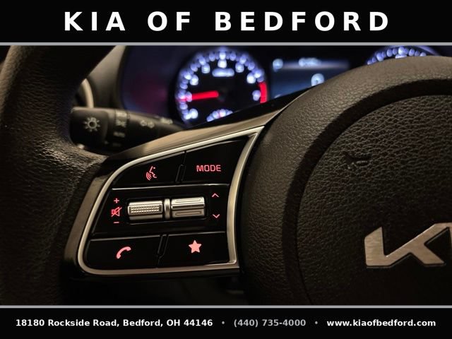 Certified 2022 Kia Forte LXS FWD image 18