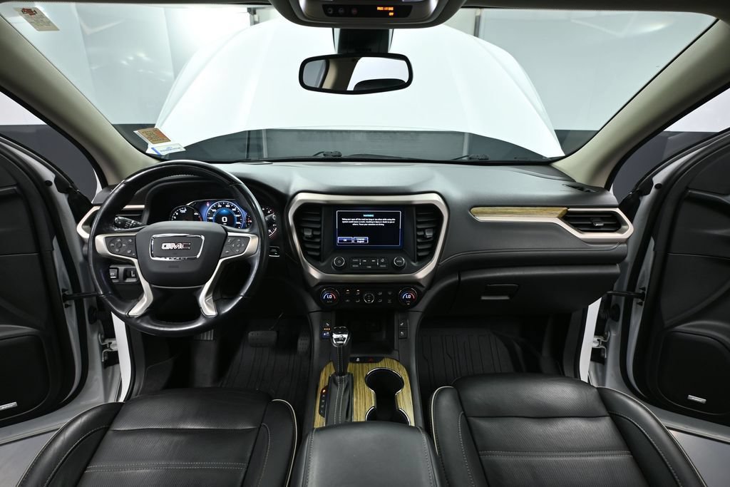 Used 2018 GMC Acadia Denali w/ Technology Package AWD/4WD image 20