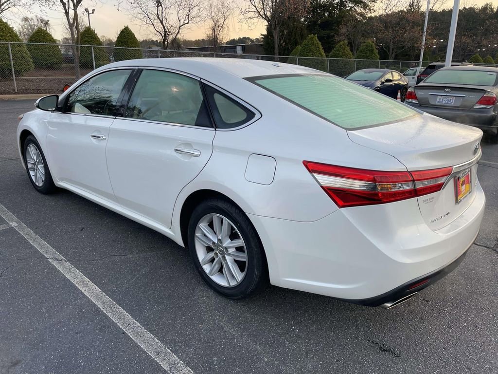 Used 2015 Toyota Avalon XLE Premium image 7