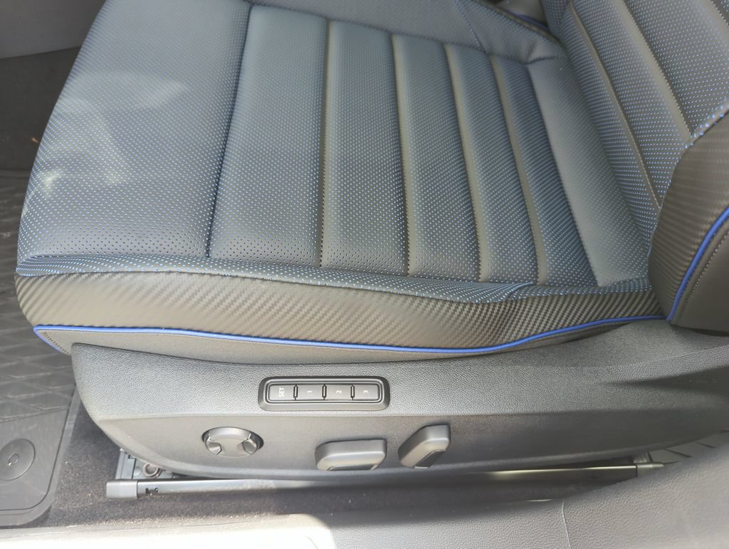 New 2026 Volkswagen Golf AWD/4WD image 33