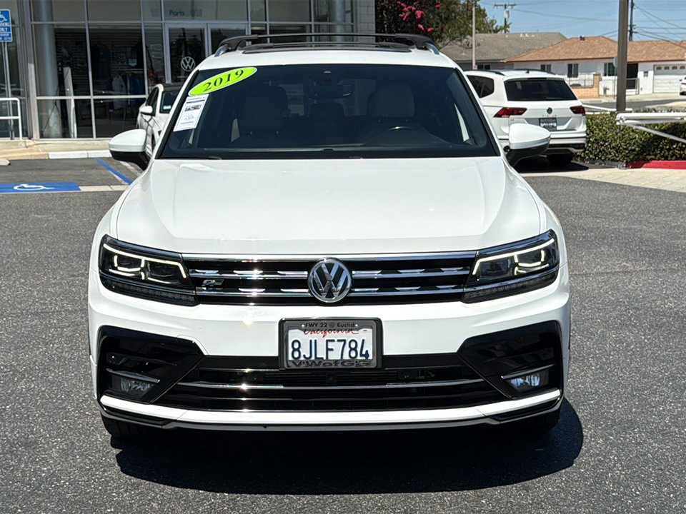 Used 2019 Volkswagen Tiguan SEL Premium R-Line w/ 3rd Row Seat Package AWD/4WD image 3