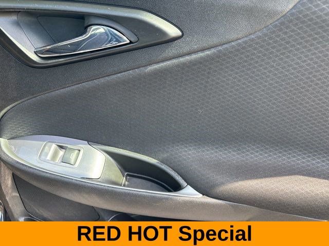 Used 2023 Chevrolet Malibu LT image 37