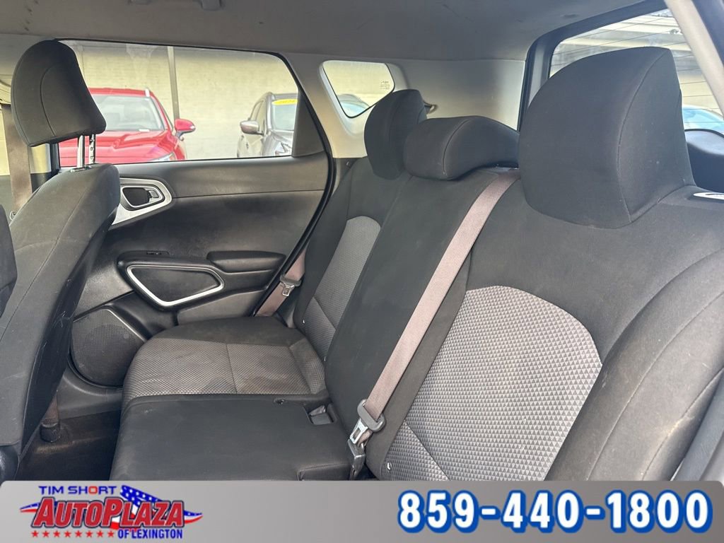 Used 2022 Kia Soul LX w/ Technology Package image 39