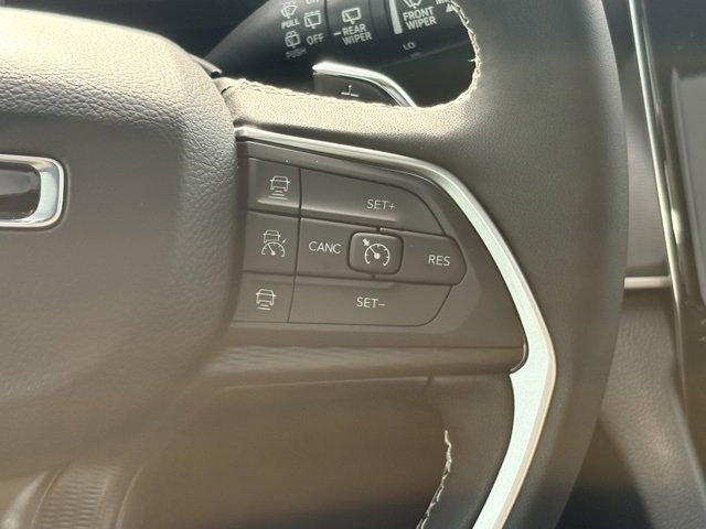 New 2025 Jeep Grand Cherokee L Altitude image 16