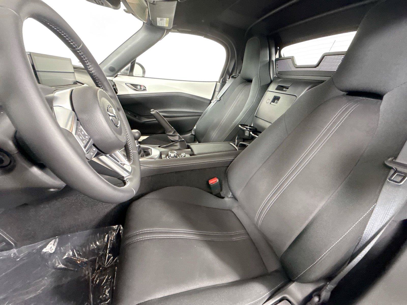 New 2026 MAZDA MX-5 Miata Club w/ Interior Package RWD image 3