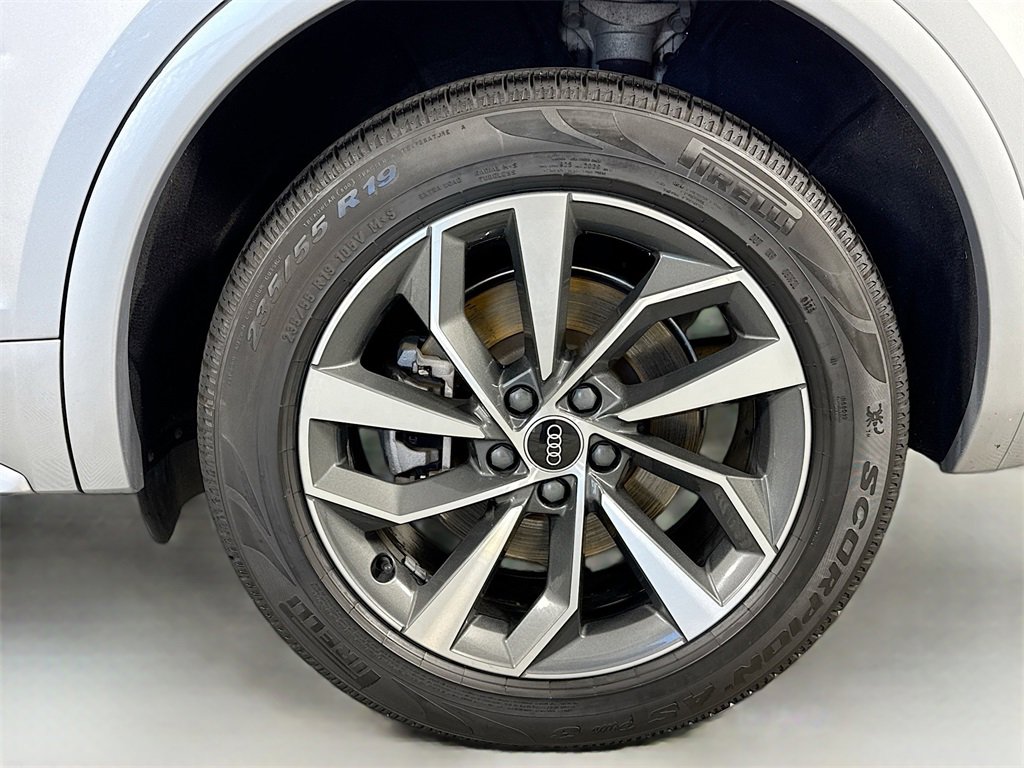 Used 2021 Audi Q5 2.0T Premium Plus w/ Premium Plus Package image 31